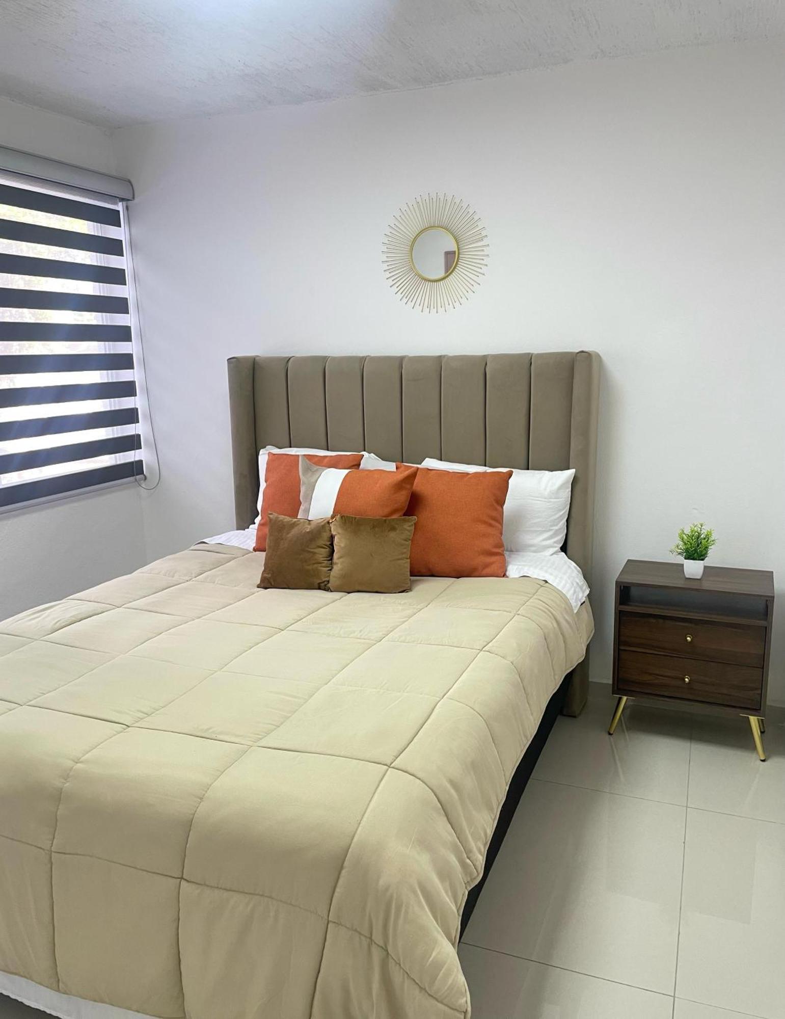 Suites Jacarandas 203 瓜达拉哈拉 外观 照片